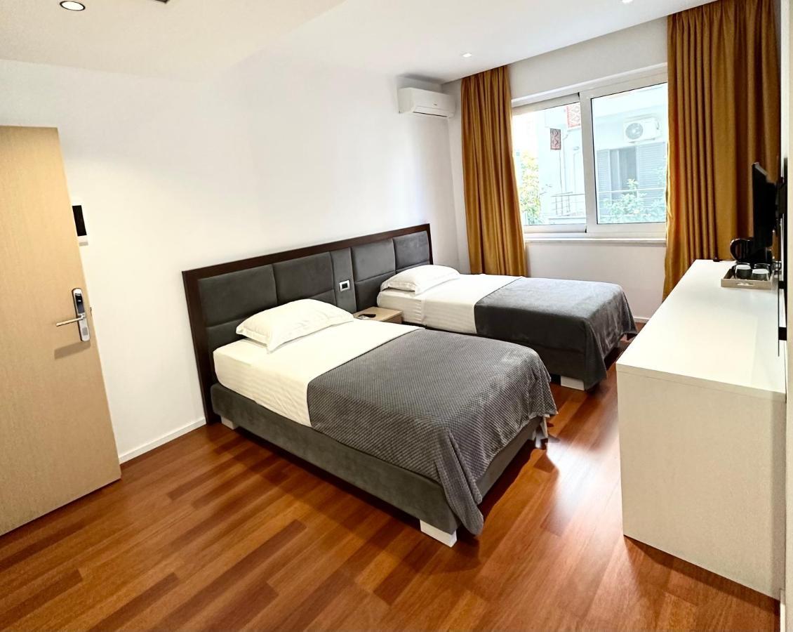 3B Suites Boutique Hotel Σαράντα Εξωτερικό φωτογραφία