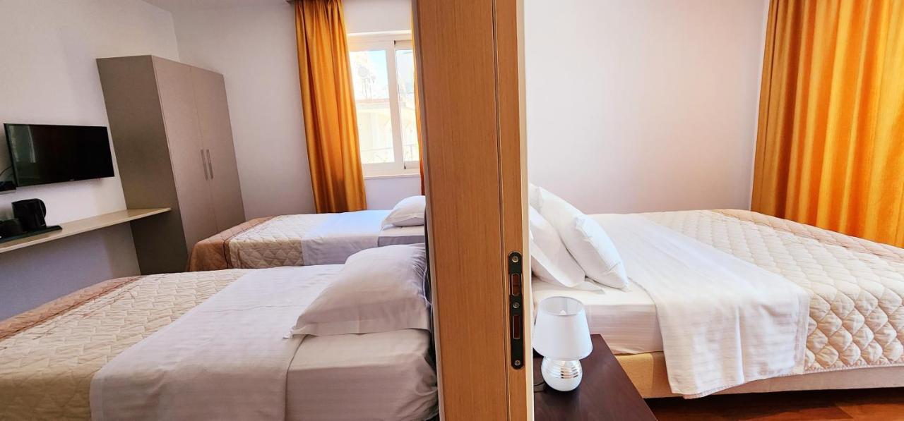 3B Suites Boutique Hotel Σαράντα Εξωτερικό φωτογραφία