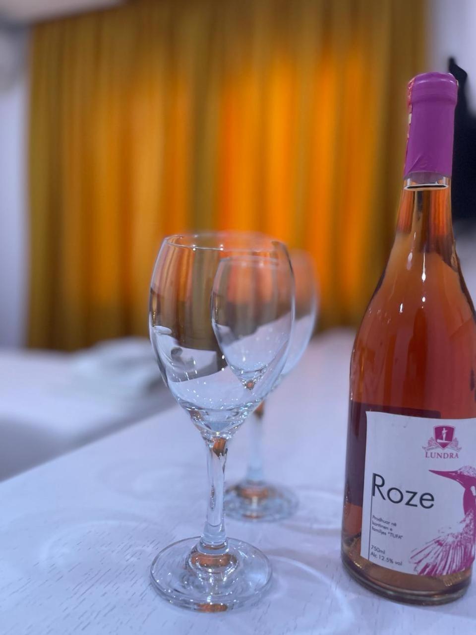 3B Suites Boutique Hotel Σαράντα Εξωτερικό φωτογραφία