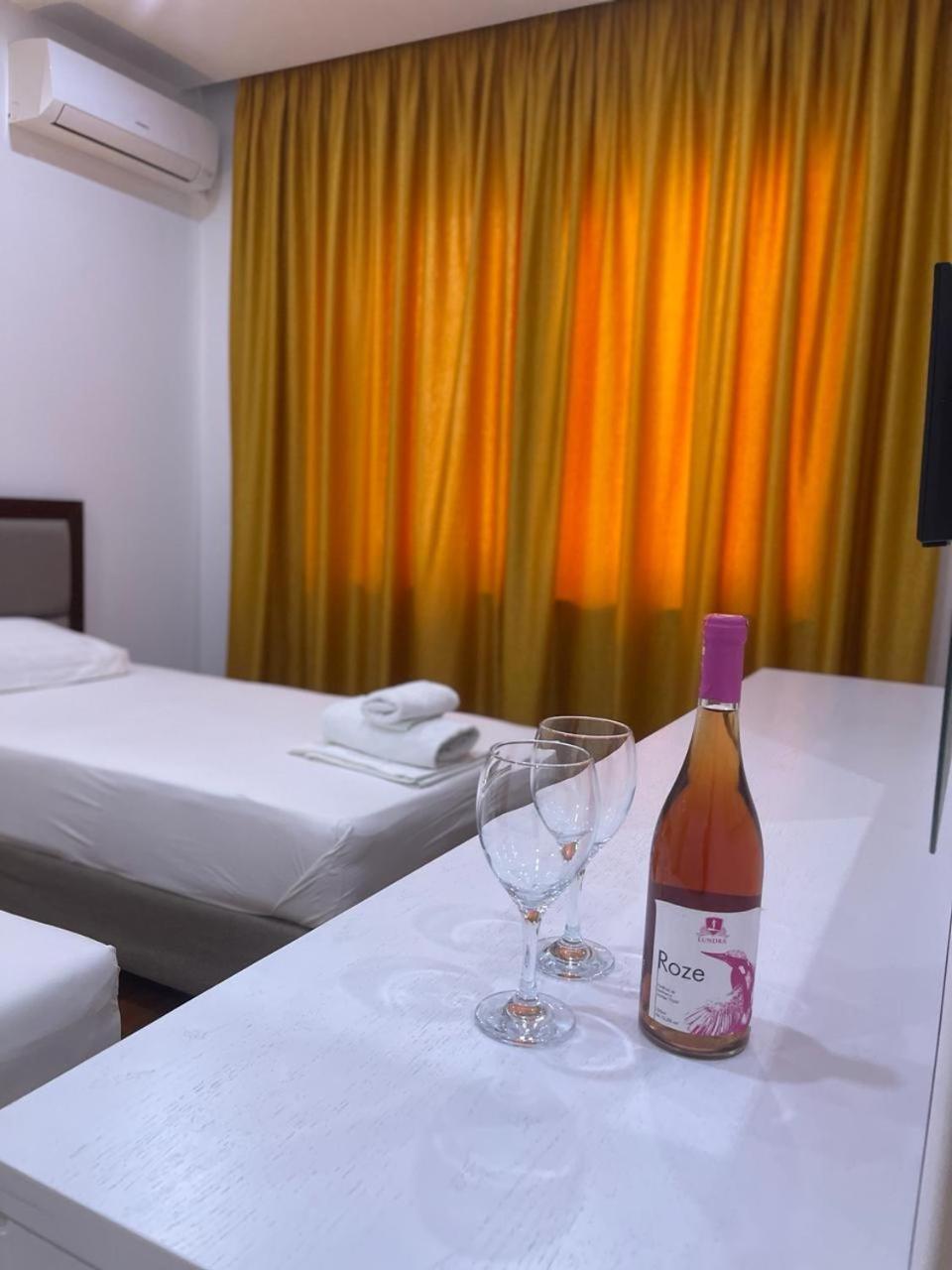 3B Suites Boutique Hotel Σαράντα Εξωτερικό φωτογραφία