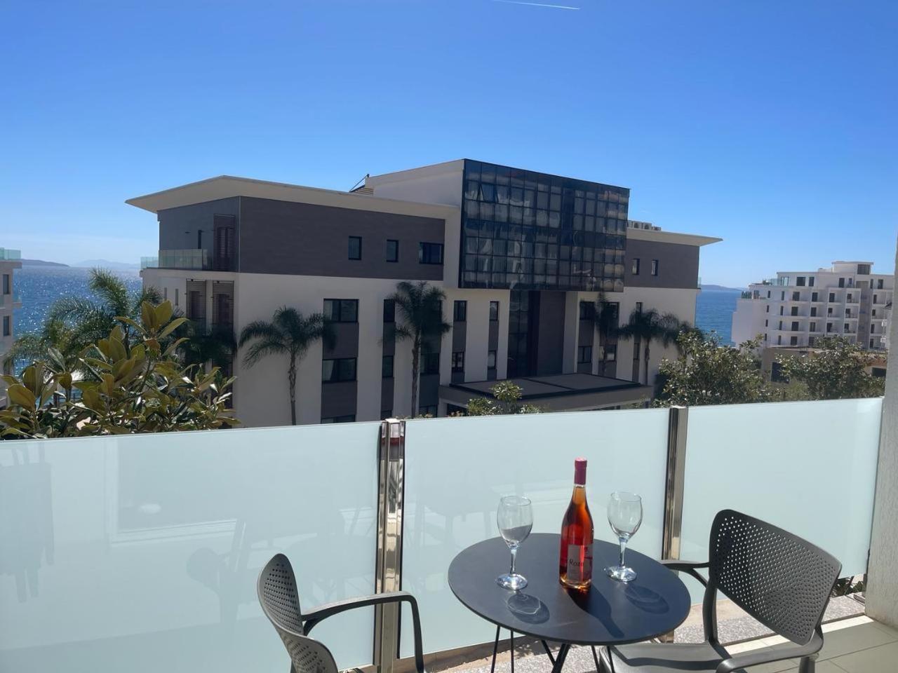 3B Suites Boutique Hotel Σαράντα Εξωτερικό φωτογραφία