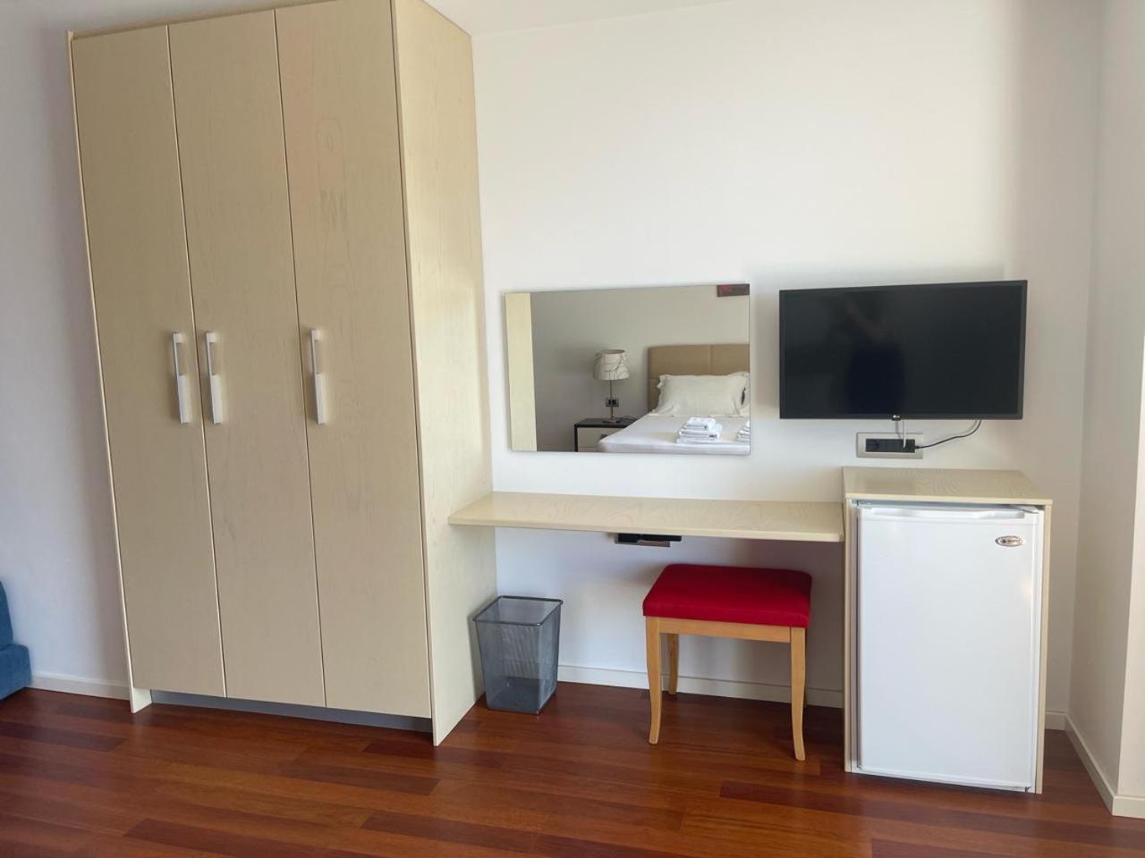 3B Suites Boutique Hotel Σαράντα Εξωτερικό φωτογραφία