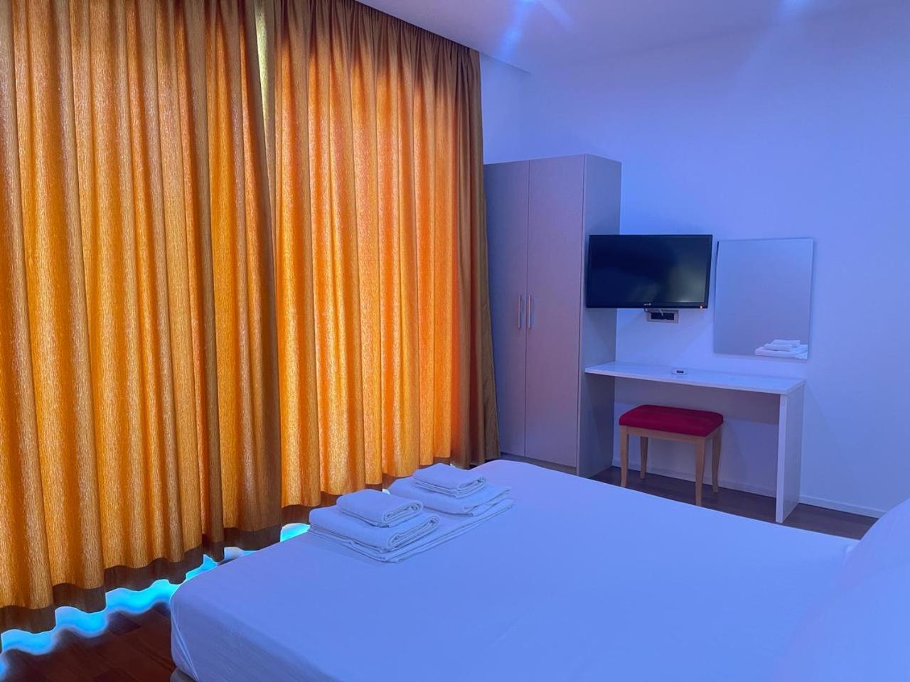 3B Suites Boutique Hotel Σαράντα Εξωτερικό φωτογραφία